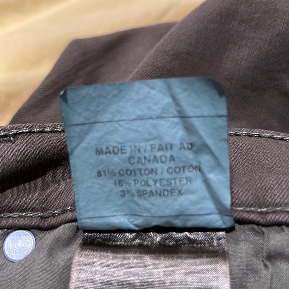 Yoga Jeans Hi Rise Ankle in Safari - Picture 5 of 6